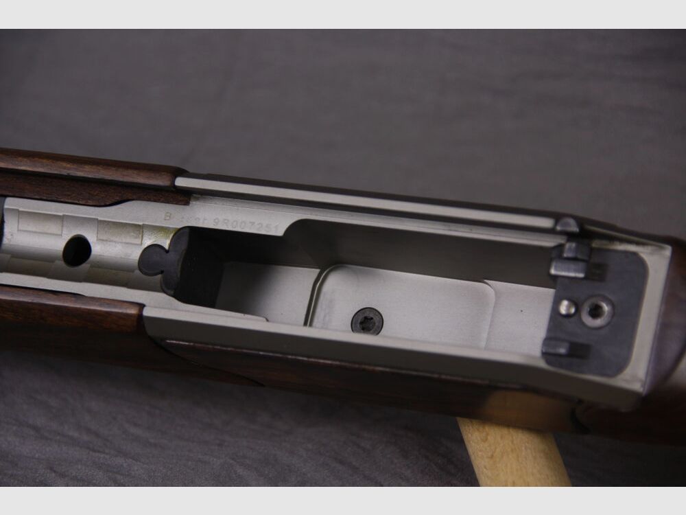 Blaser R93 / Calcio incluso sistema // Legno di lusso!