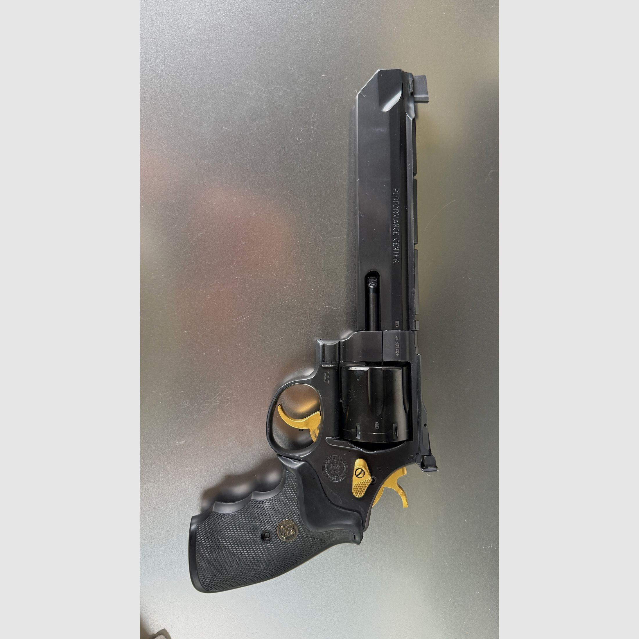 Smith & Wesson 629-6 Stealth Hunter