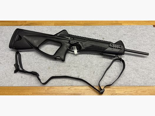 Beretta Cx4 Storm im Kaliber 9mm Luger inkl. Zubehörpaket und Tasche