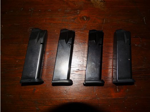 *** 4 x MAGAZIN *** PARA - ORDNANCE UND BAUGLEICHE ? *** .45 ACP *** P 14 - 45 *** 2011 ER ***