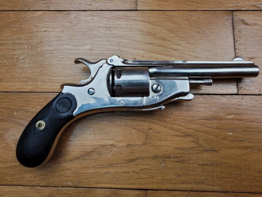 Seltener Revolver Claudin mit System – Kollektive Hülsenentnahme – 6 Schuss – Kaliber .22LR (!) – Einfach- und Doppelaktion – Mit Öffnung nach oben – Sehr seltenes und nicht dokumentiertes Stück in .22LR – TBE, Bild 2 von 23