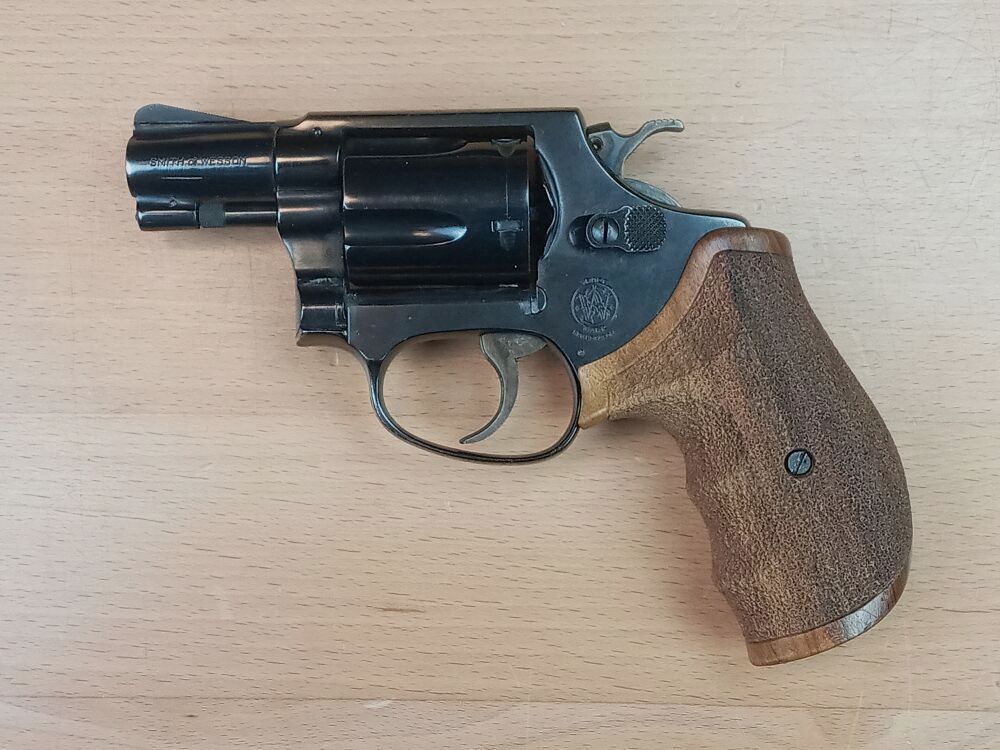 Smith & Wesson M 36