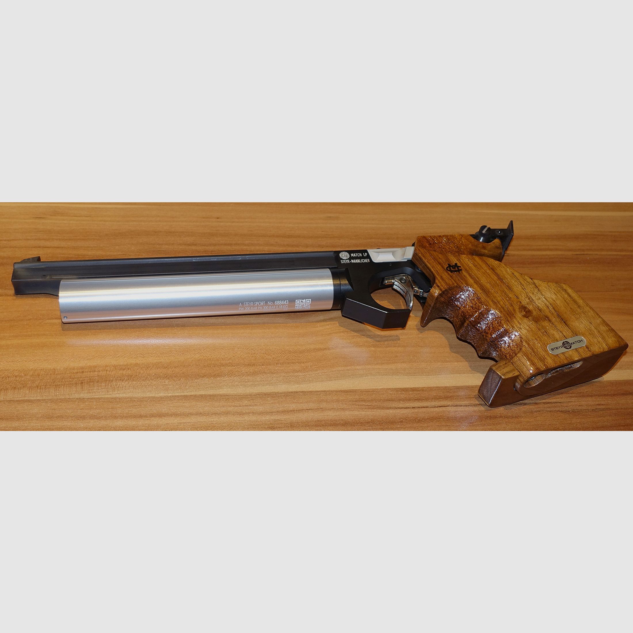 TOP Pressluft Matchpistole Steyr LP mit neuer Kartusche + Zubehör