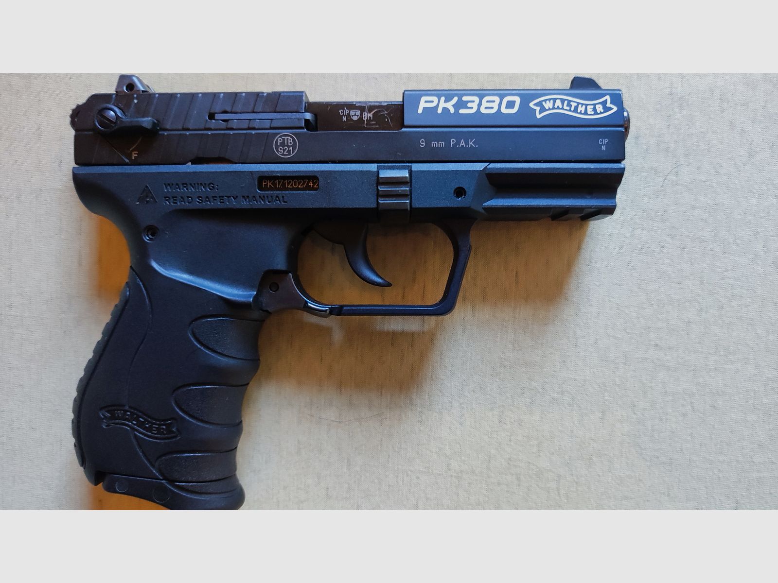 Walther PK 380 Stahlverschluss 9 mm PAK SRS Waffe