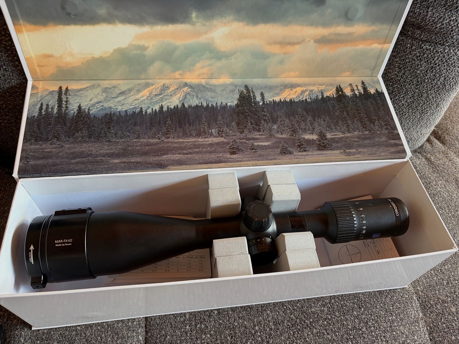 ZEISS Conquest V4 3–12×56 + MAR-FX, immagine 1 di 4