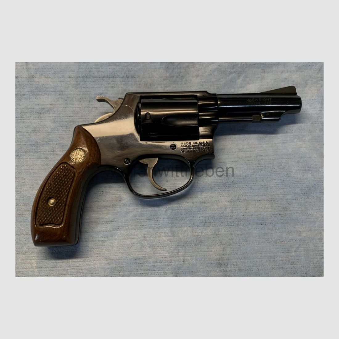 Smith & Wesson Airweight, Mod. 37 - 4