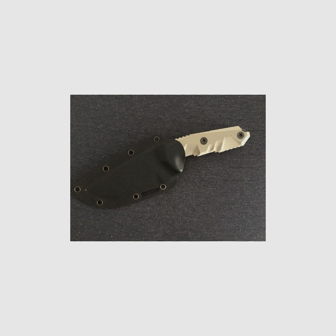 Tactical Knife with Kydex Sheath
