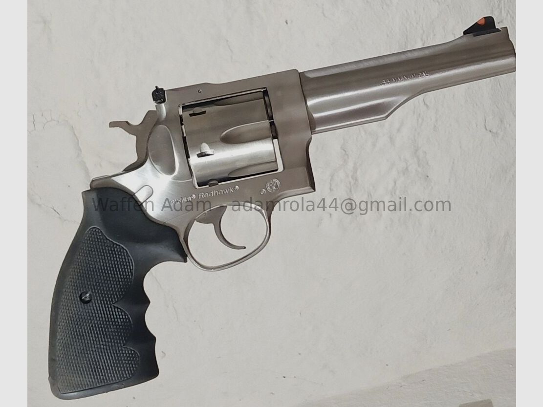 Sturm. Ruger & Co. INC , Southport Conn. USA Redhawk 5 1/2 Zoll