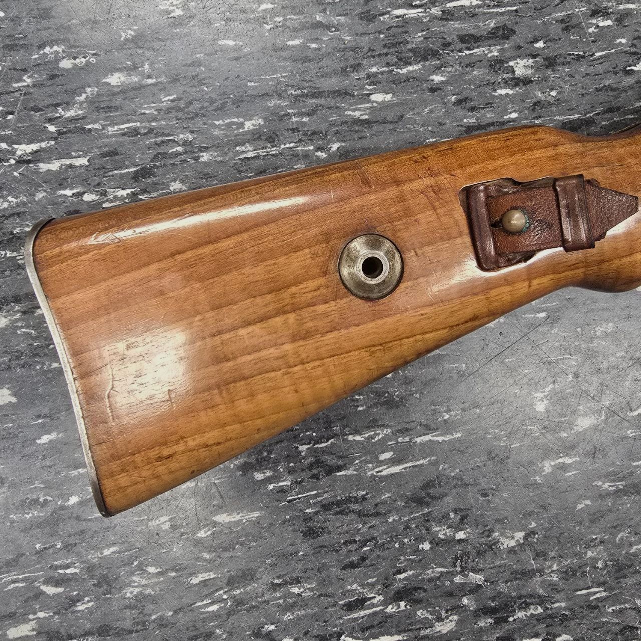 Gustloff Wehrsportgewehr – Calibre .22 lfb (cargador único)