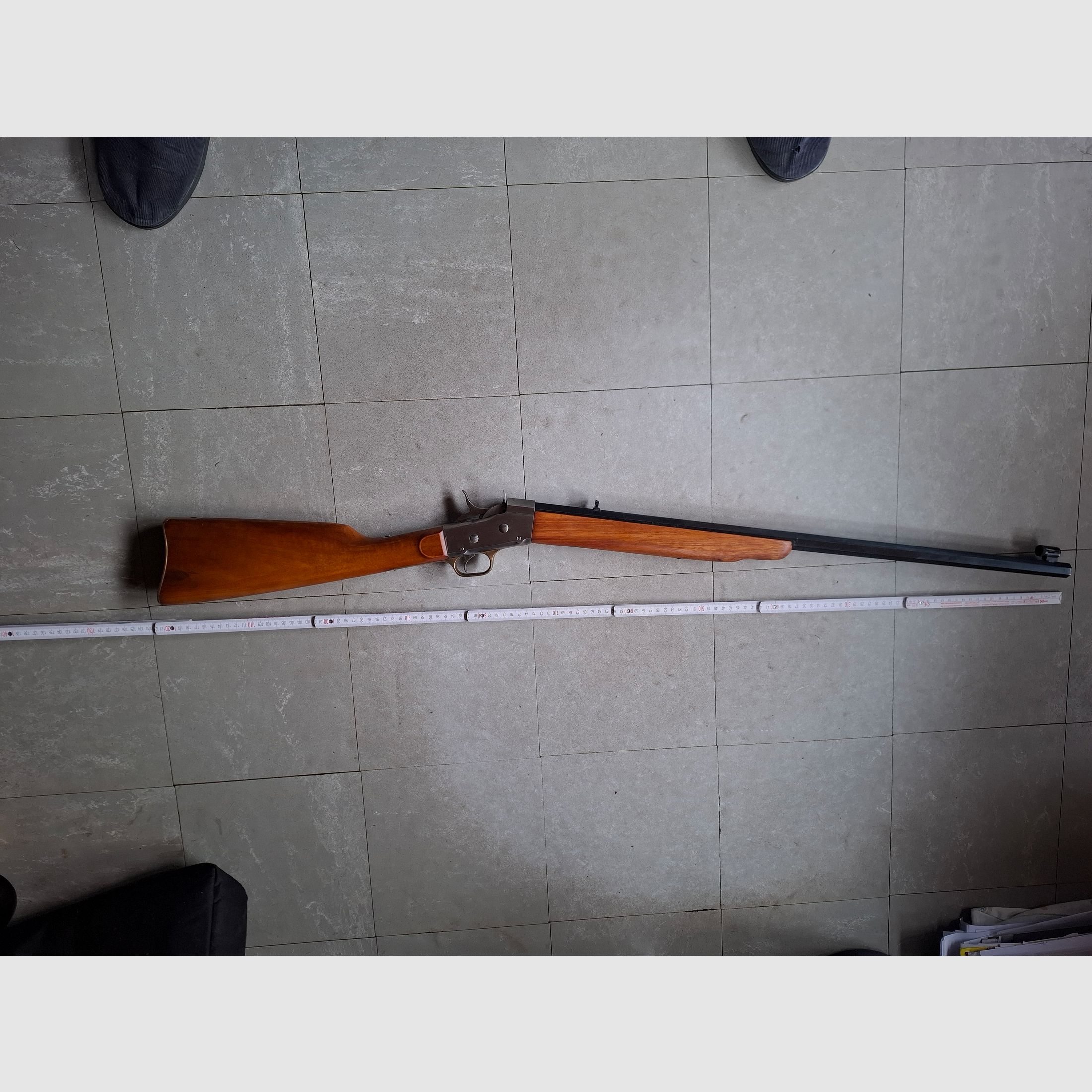 Pedersoli Büchse Einzellader mit Sechskantlauf Kaliber .357 Mag.