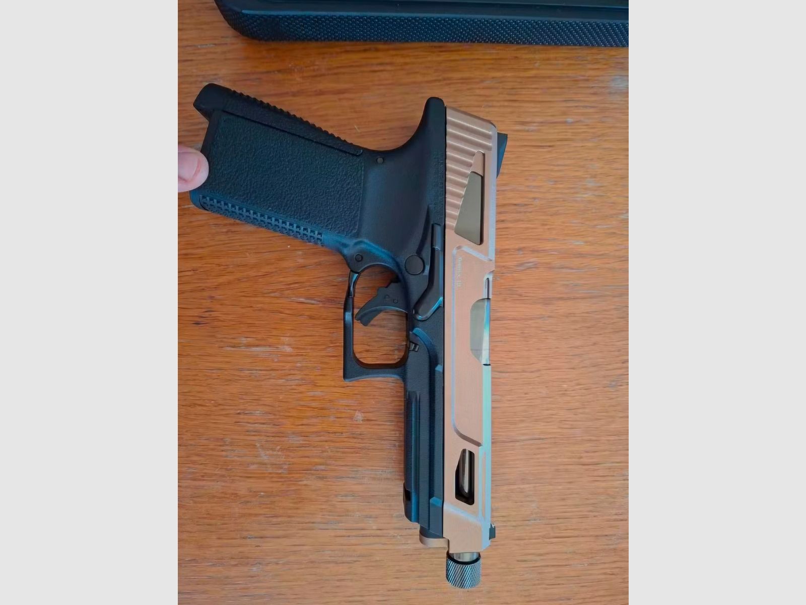 G&G GTP 9 MS DST CO2 airsoft pistol, Desert with green gas and 2 magazines