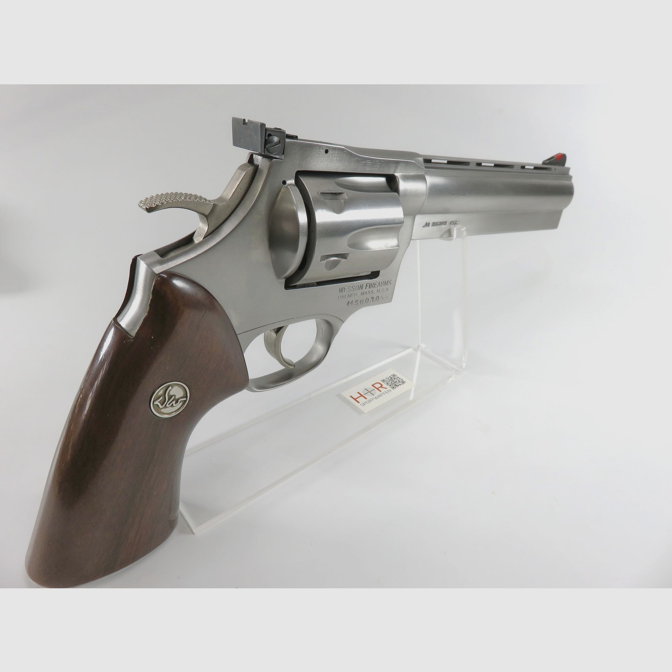 Revolver Dan Wesson Model 44, 6 Zoll UND 10 Zoll Austauschläufe, Kaliber .44 Magnum, Stainless, Target-Ausführung, Top-Zustand