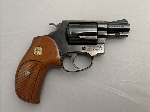Smith & Wesson Modelo 36