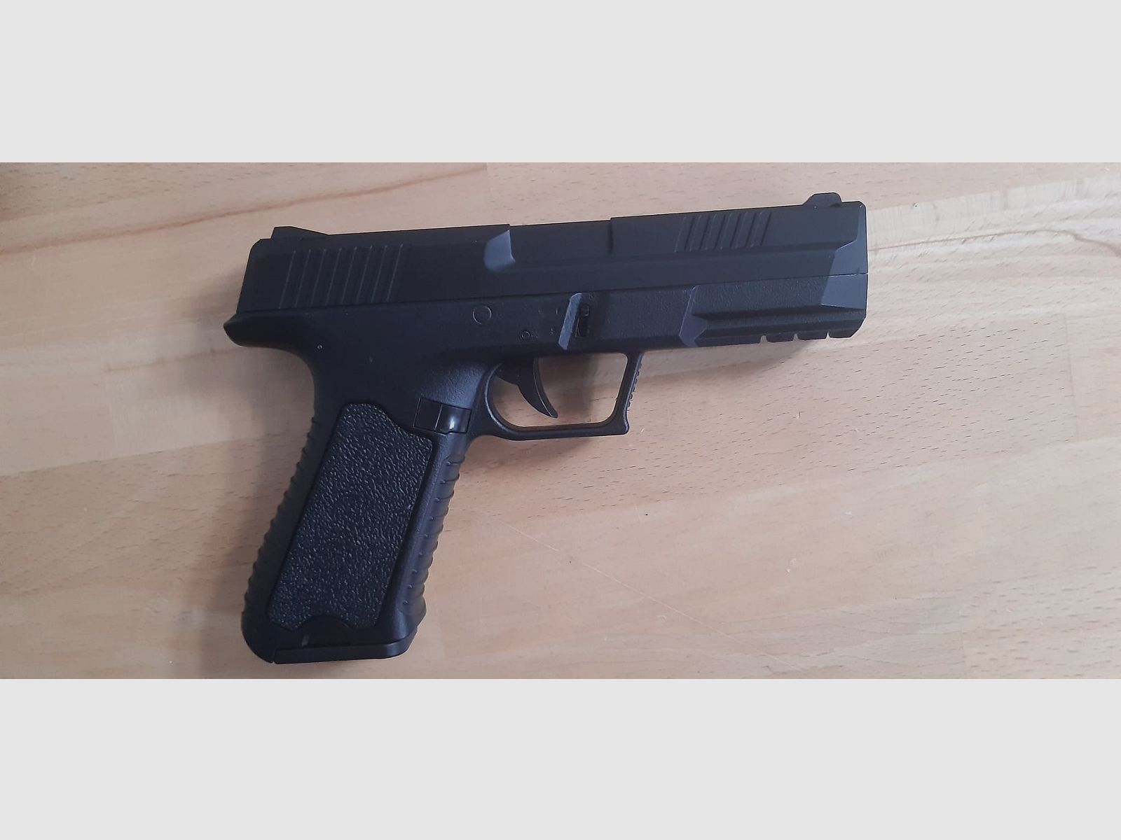 Cyma CM127 Airsoftpistole AEP 0,5Joule 