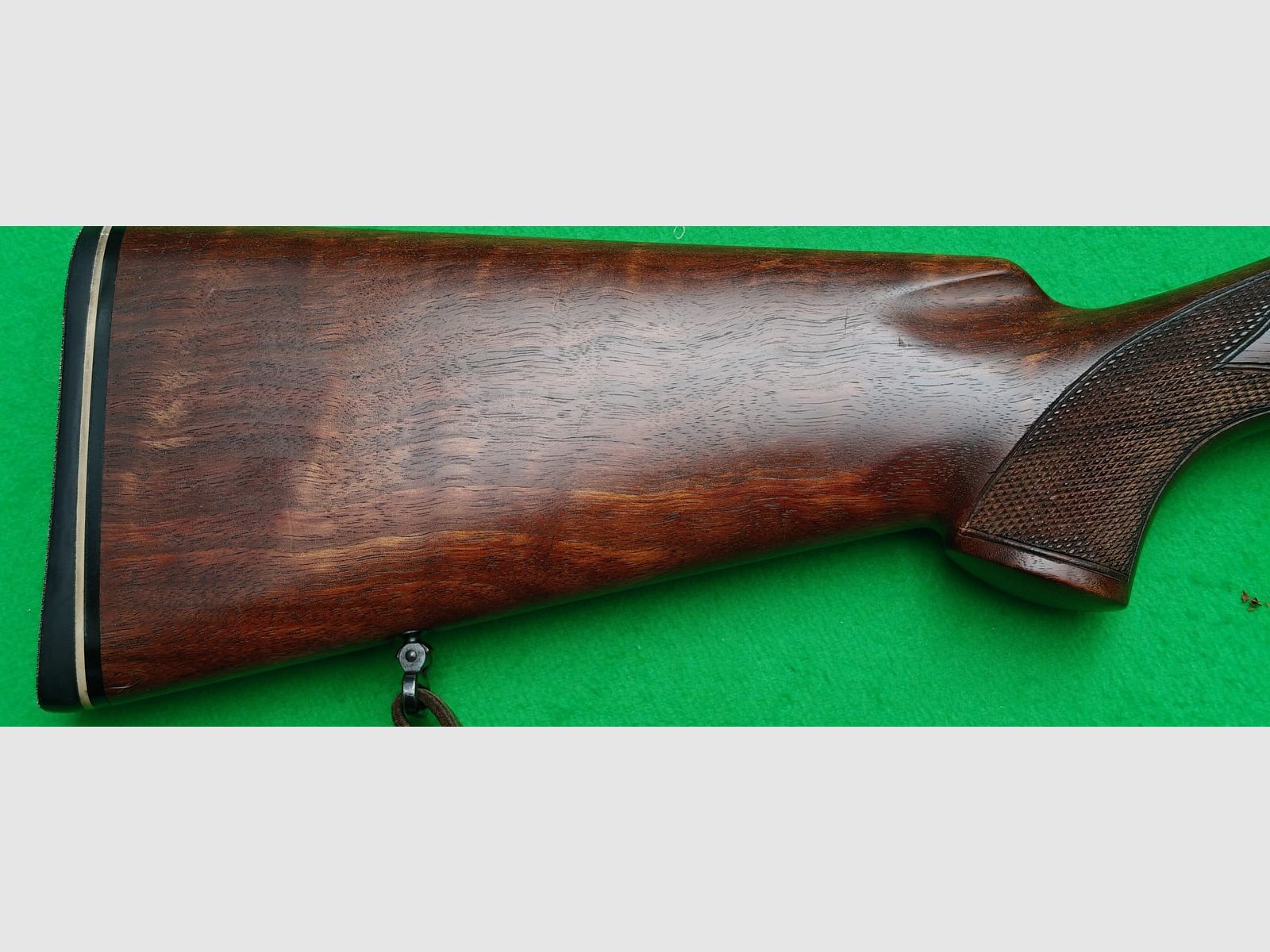 Ithaca 37 Vorderschaftrepetierflinte 12/70
