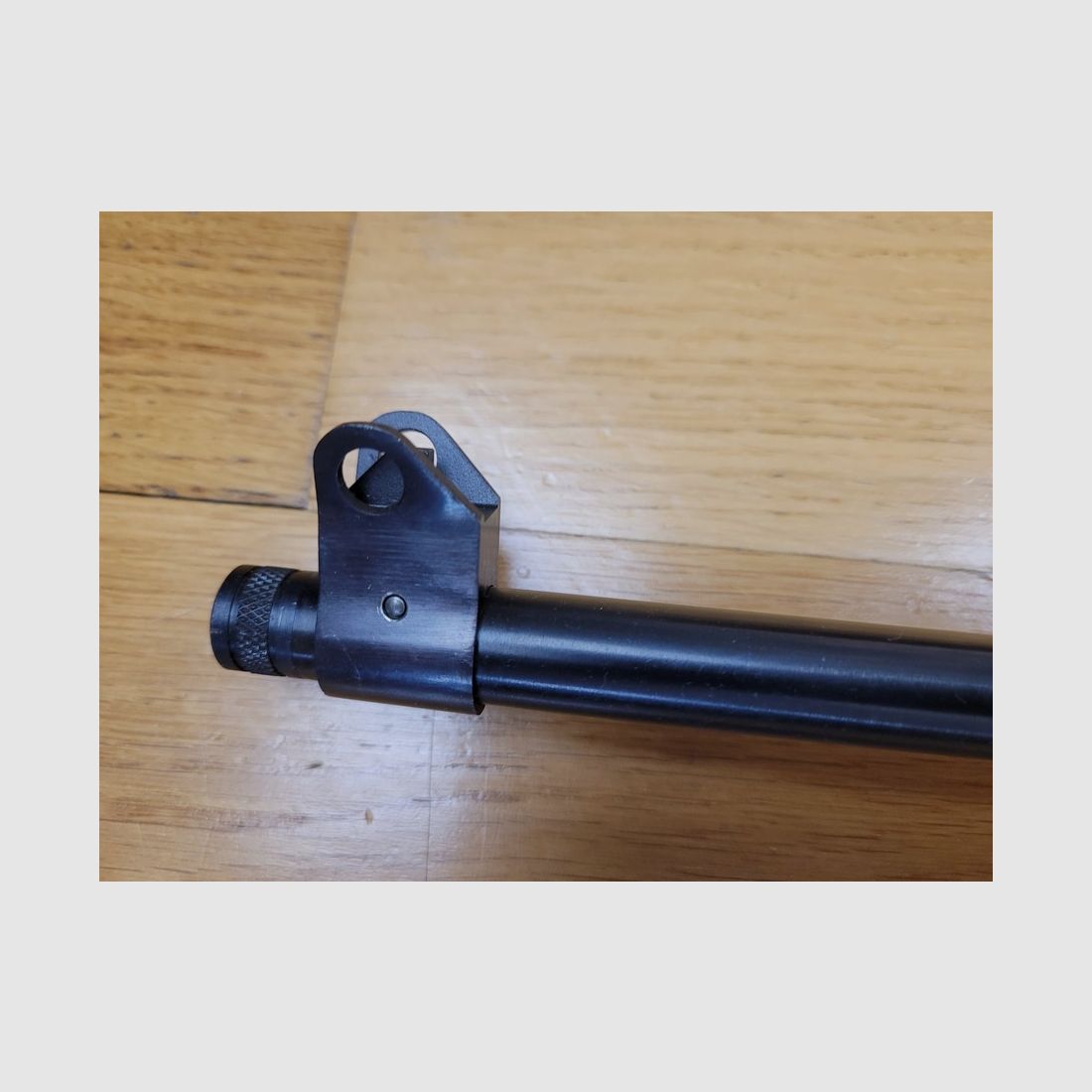 Bellissima carabina Unique Semi-auto G 21 – 10 colpi – in 22 LR + 2 caricatori – Scatola originale – Condizioni perfette, immagine 6 di 18