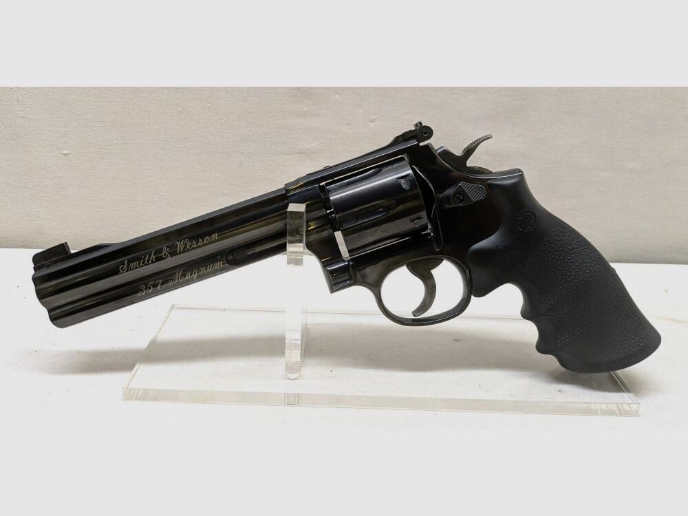 Smith & Wesson 586 Target Champion