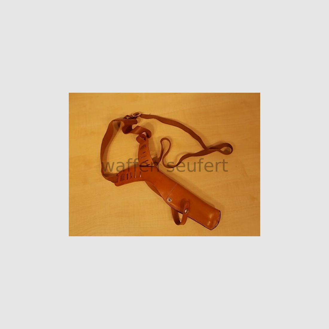 Bianchi X15 Medium shoulder holster for revolver/pistol up to 4