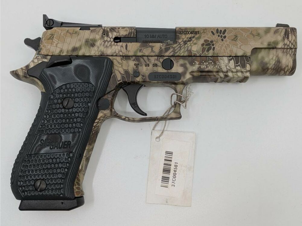 <SIG Sauer P220 Hunter>