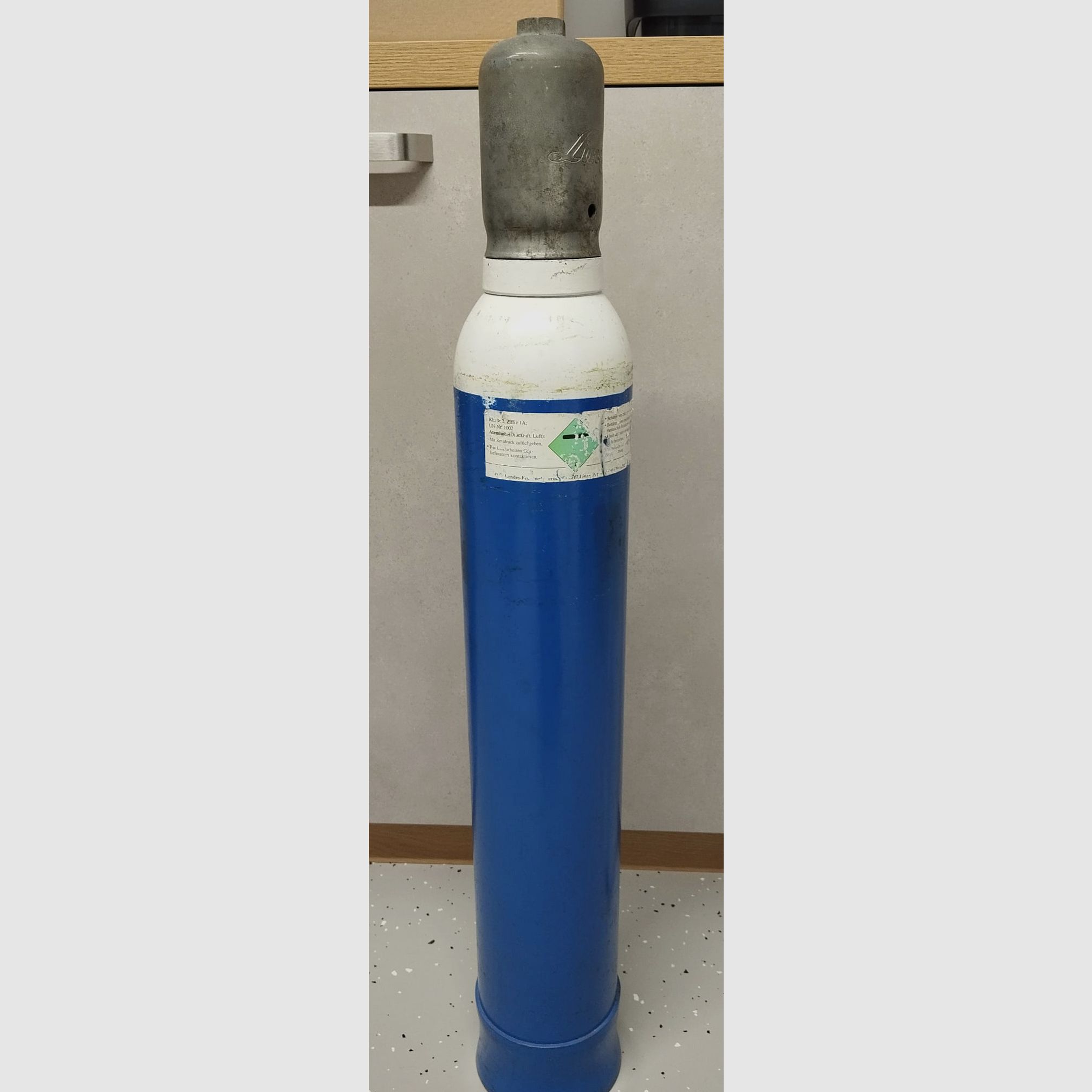 Bauer breathing air compressor, 225 bar, 200 l/min.