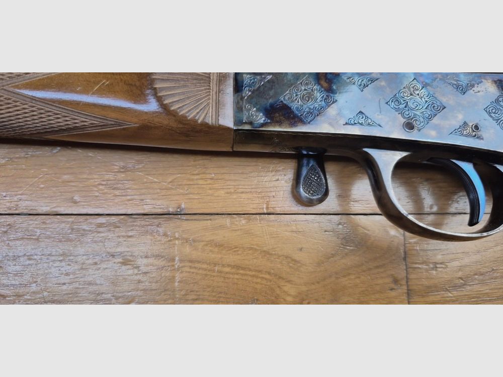 Splendida carabina del sistema Buffalo del 1894 – Versione "Luxe" – Manufacture de Saint-Etienne – Cal. 12mm/410 – Una delle prime – Jasper da sogno – Brunitura al 100% – Categoria D – Rara in questo stato museale – TBE+++, immagine 38 di 44