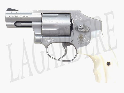 SMITH & WESSON 640 CENTENNIAL ENGRAVED NACRE 2.125&Prime;(REVOLVER)