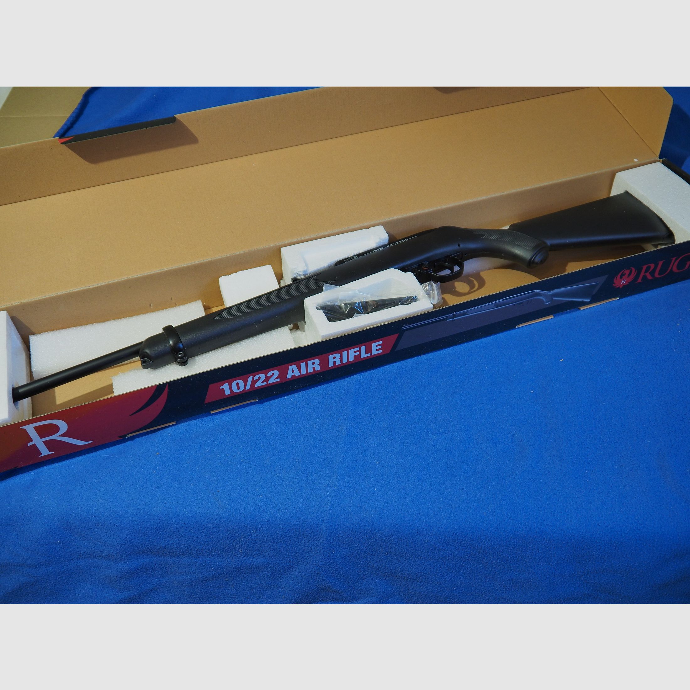 Ruger 10/22 CO2 rifle de aire 4,5 mm (.177) Diabolo, CO₂ < 7,5 J, imagen 2 de 8