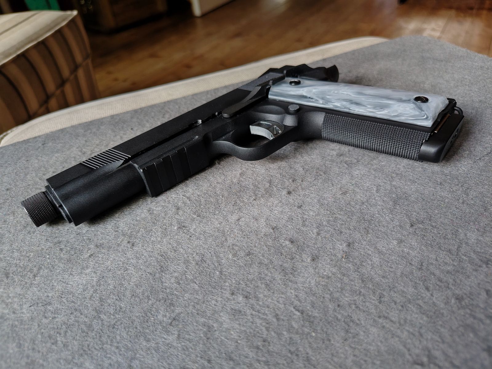 Airsoft Pistole "Begadi" 1911 , KJW KP 07, Bild 3 von 4