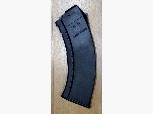 Chargeur AK en polymère noir polonais 30 coups Cal. 7.62x39 Neuf
