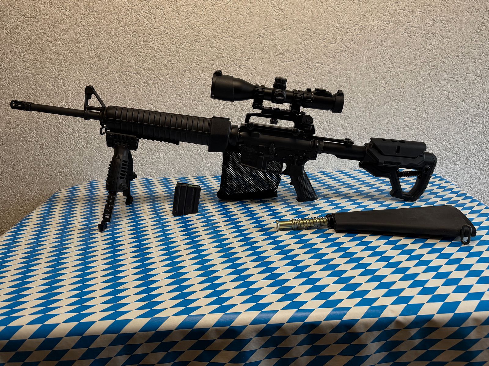 Selbstladebüchse Sabre -Defence XR15 20“ ( M16) mit ZF und Zweibein