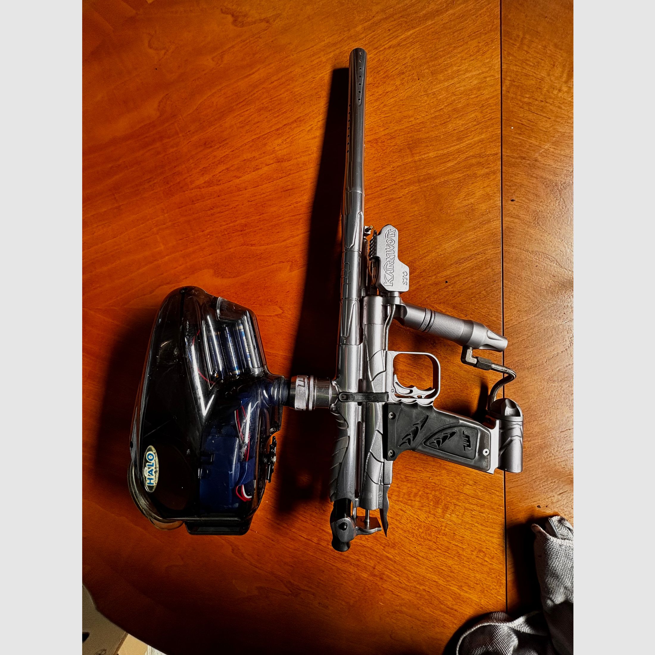 WGP Karnivor Autococker mit Halo B Hopper