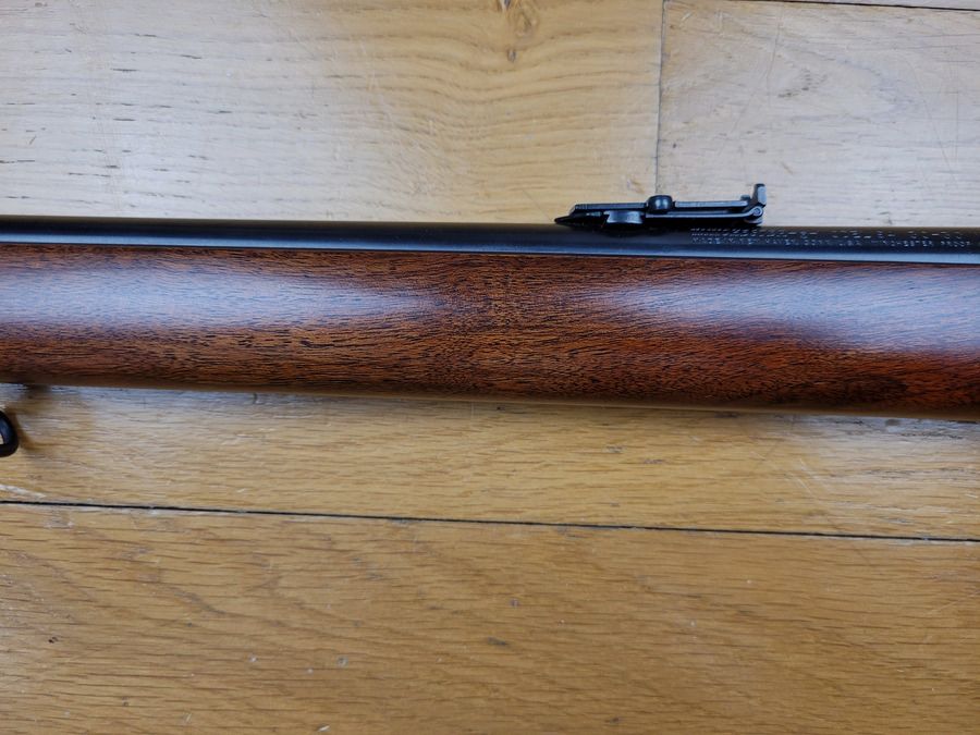 Sehr schöne Winchester Gedenkwaffe – » Centenial NRA » – Musket 1894 – 23.000 Ex. – Wunderschöne Brünierung – 30-30 Win – Perfekter Zustand, Bild 11 von 18