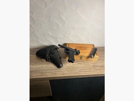 Mauser P08 1941 byf 9mm Luger con scatola e fondina