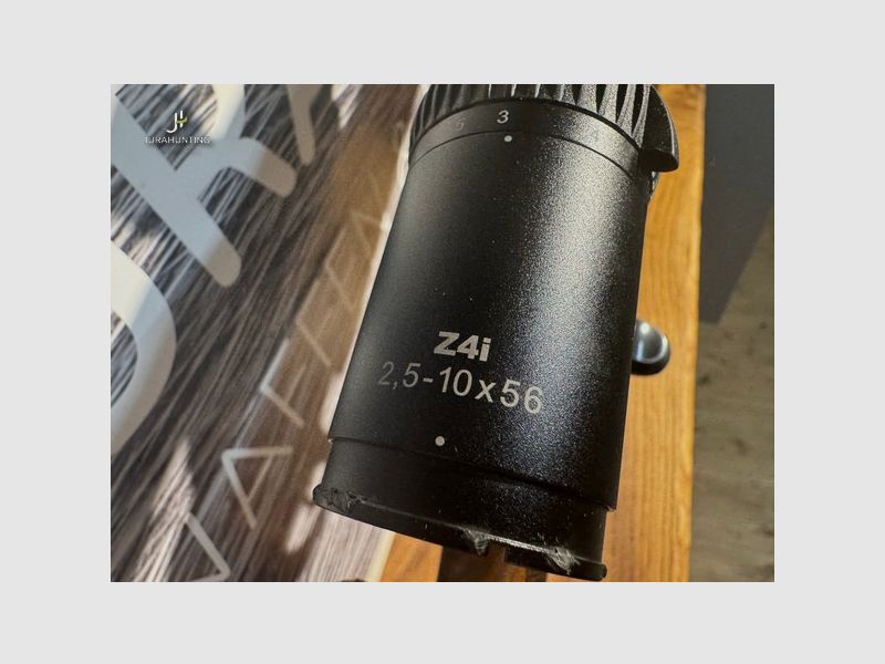 Steyr Mannlicher M; Swarovski 2,5-10-56; Aimpoint; Hausken; Dentler