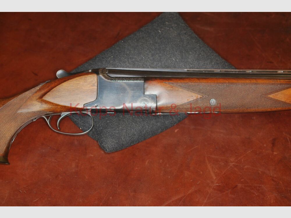 FN B25