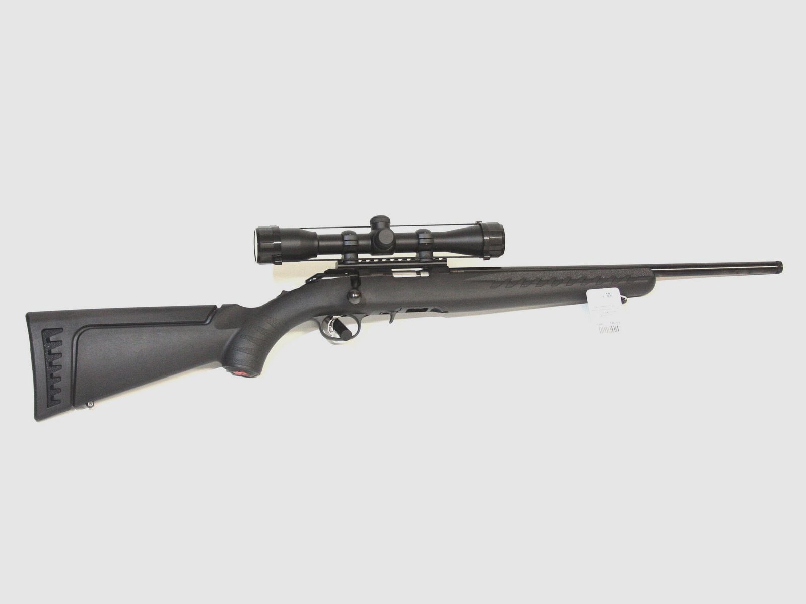 Fucile a ripetizione Ruger American Rimfire Swiss Edition, .22 LR, 10 colpi, ottica 4×31