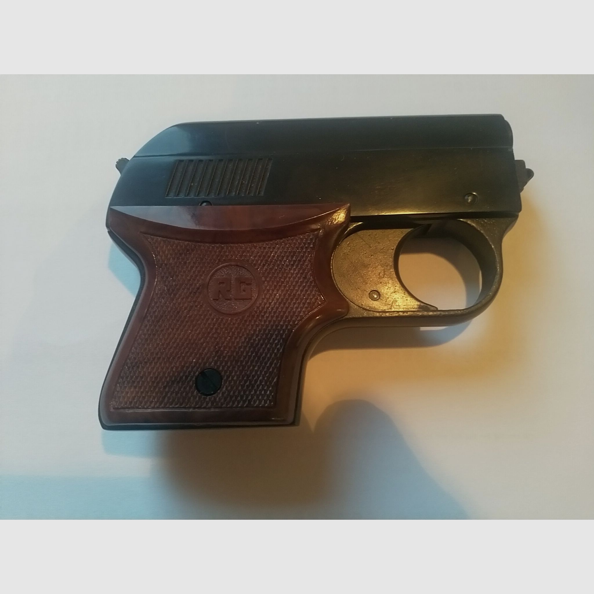 Schreckschuss- u. Gaspistole Röhm Modell RG3, 6 Schuss, Cal. 6 mm Flobert - gebraucht im guten Zustand