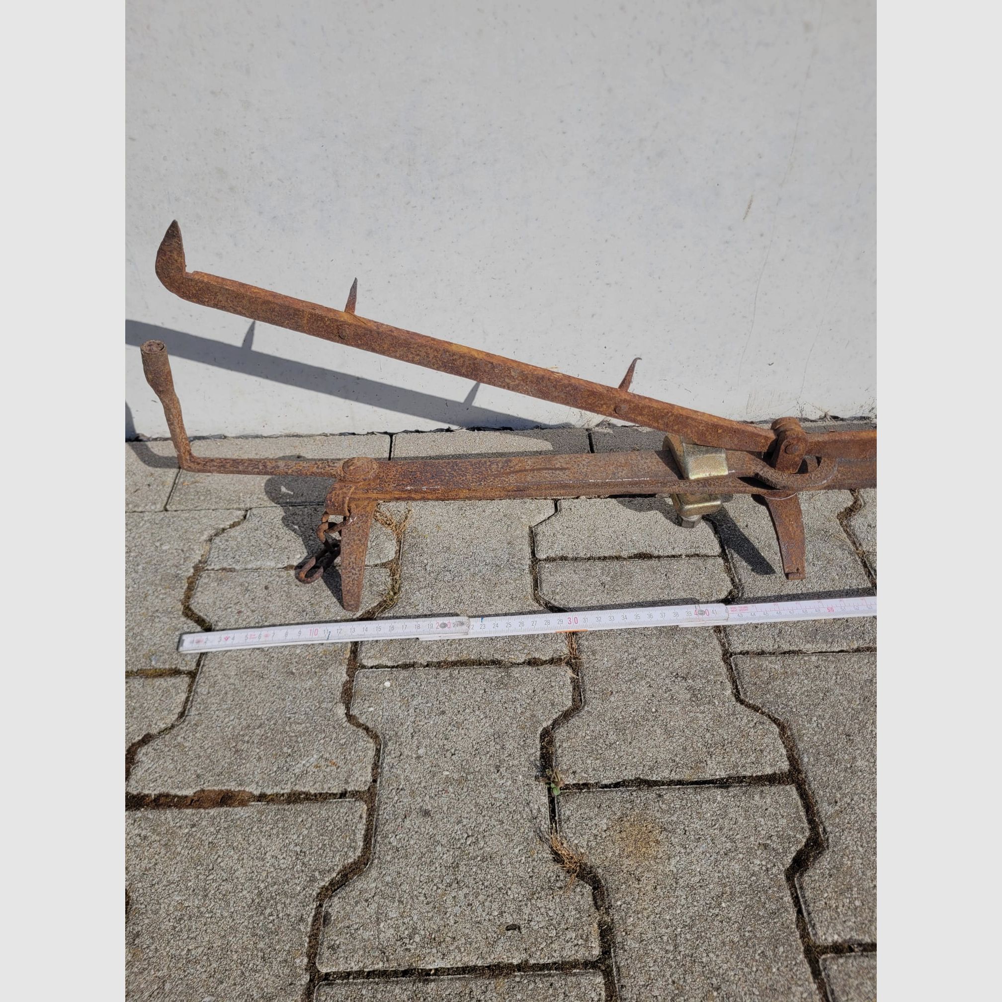 Fangeisen Dekoration Bärenfalle 95cm, seltene Form