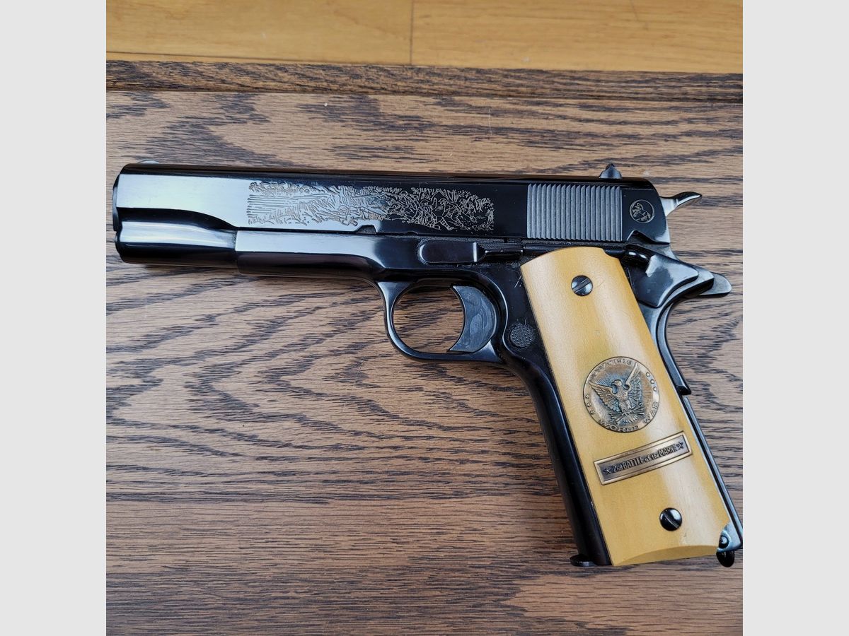 UNIQUE ! Rarissime Colt 1911 (nicht 1911 A1) Gedenkstück zur Zweiten Schlacht an der Marne 1918 – Schöpfung von 1968 – Außergewöhnliche Qualität vor Serie 70 – Luxuriös graviert und brüniert und 100% funktionsfähig – Rarität in Europa – Neuwertiger Zustand!, Bild 17 von 28