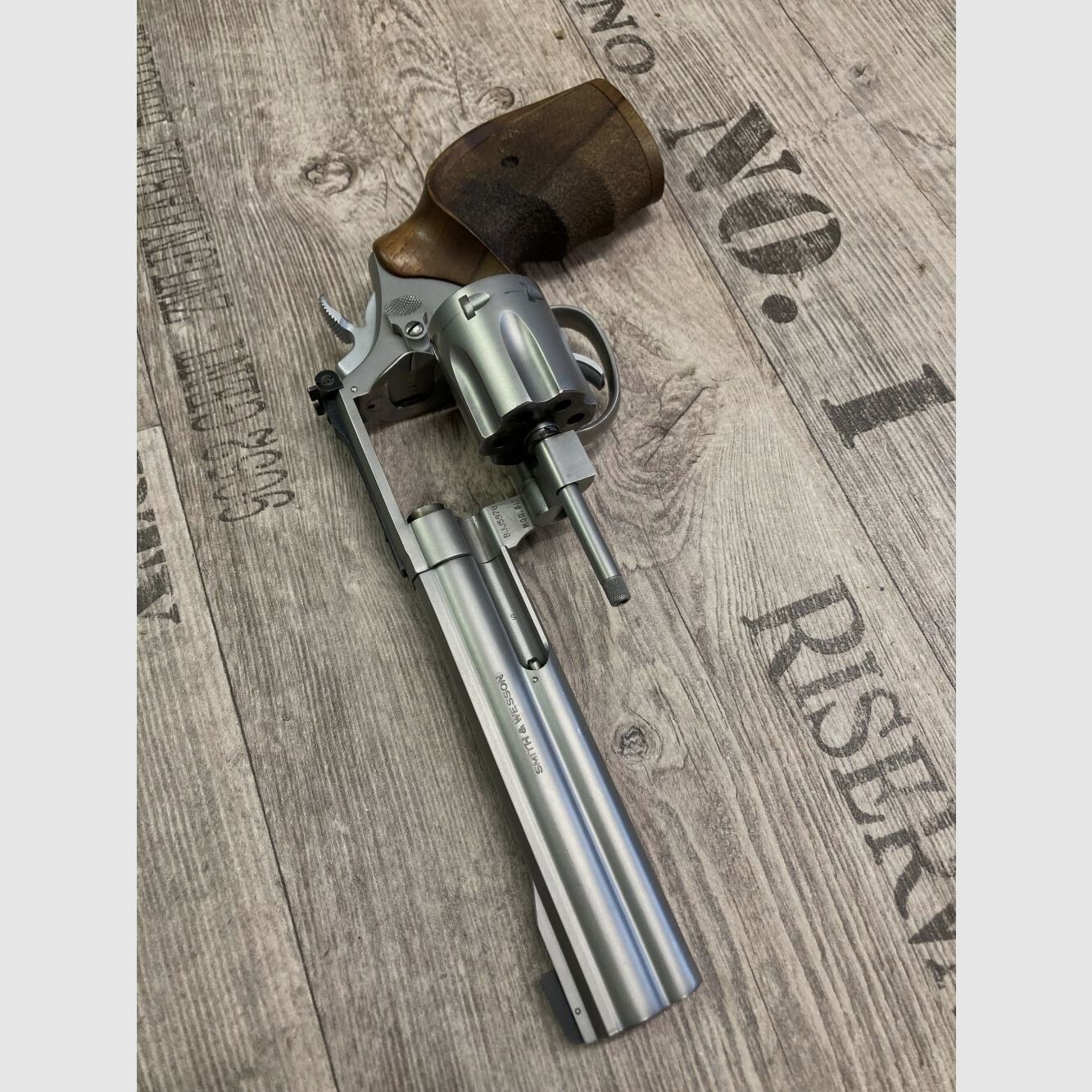 Smith & Wesson 617