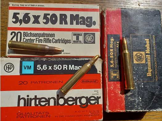 5,6×50 R Mag. / Konvolut aus 53 Patronen