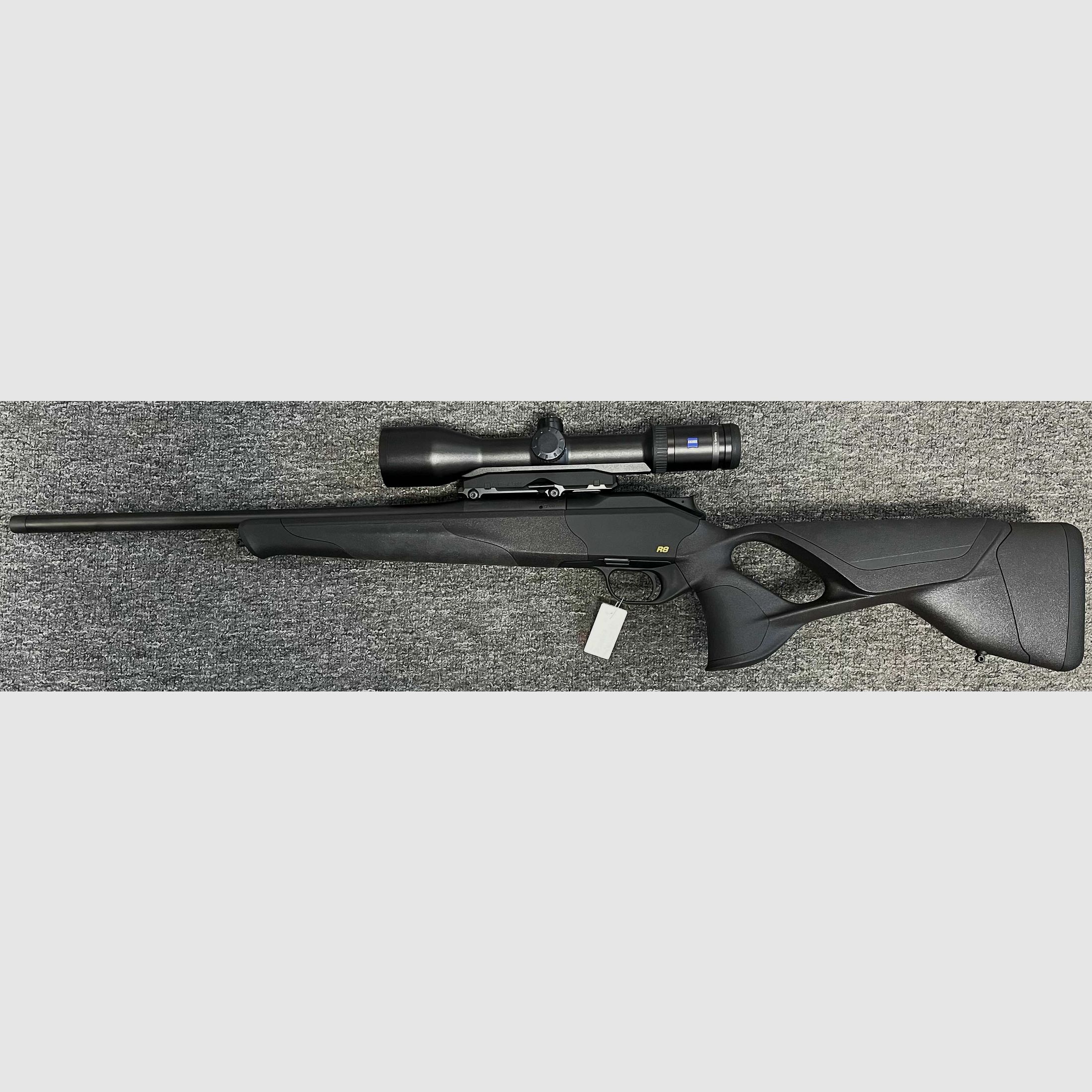 Blaser R8 Ultimate .30-06 + Zeiss Victory HT 2,5-10x50 + Dentler Montage
