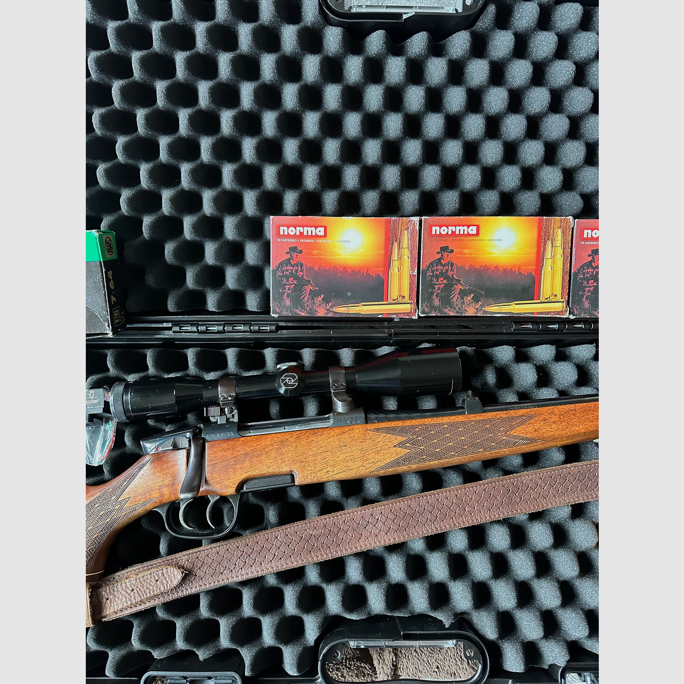 Steyr Mannlicher Model M – hunting rifle with German set trigger, including Zeiss scope, Docter sight & ammunition