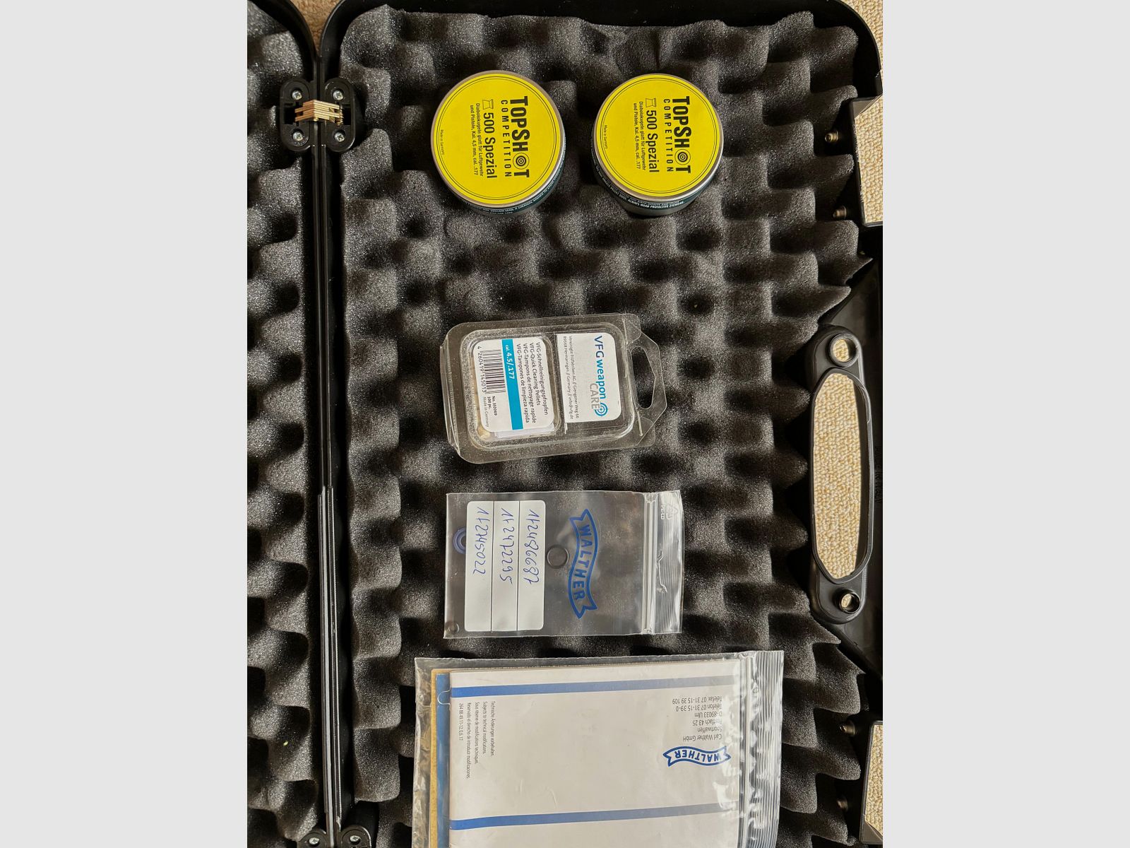 Walther LP 300 Luftpistole (Luft entweicht am Druckminderer)