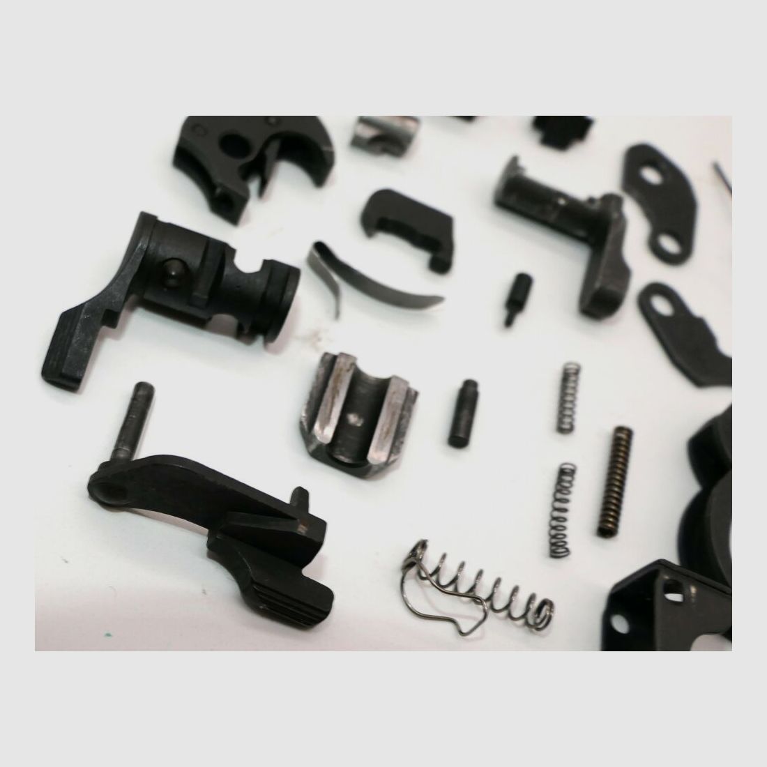 Waffenfabrik Walther Ulm Donau Freier Teilesatz Walther P1 der Bundeswehr 24 Teile