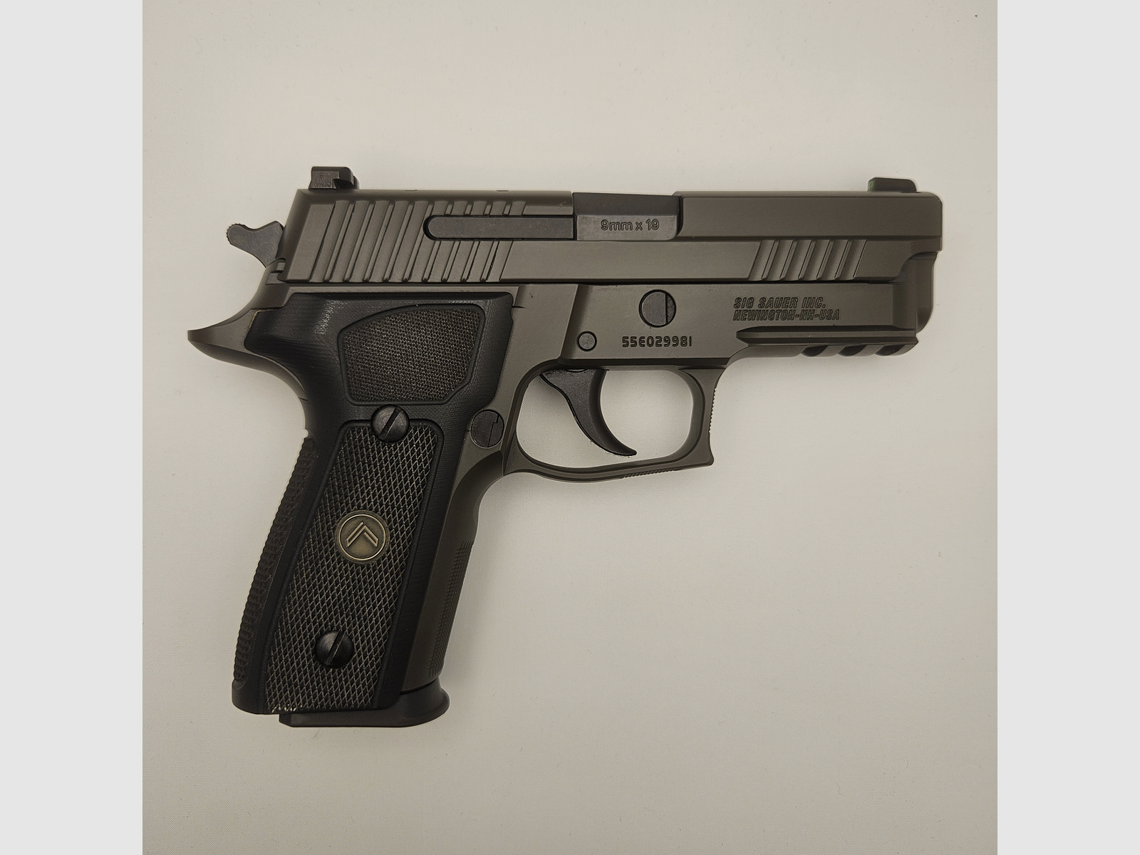 Sig Sauer P229 Legion, imagen 1 de 2