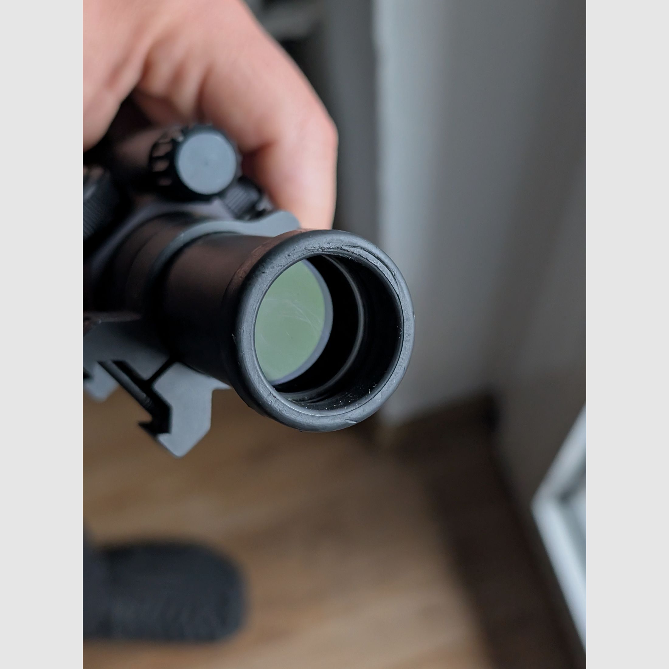 Aimpoint 7000L 4 MOA