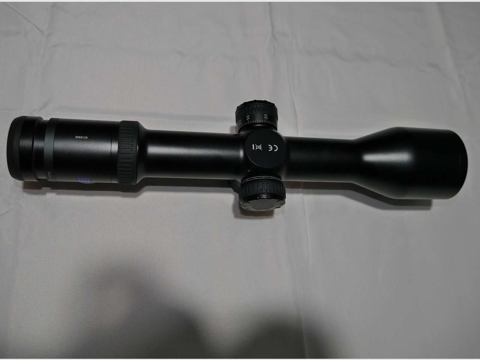 Zeiss Victory V8 2.8-20x56 with ERA TAC mount