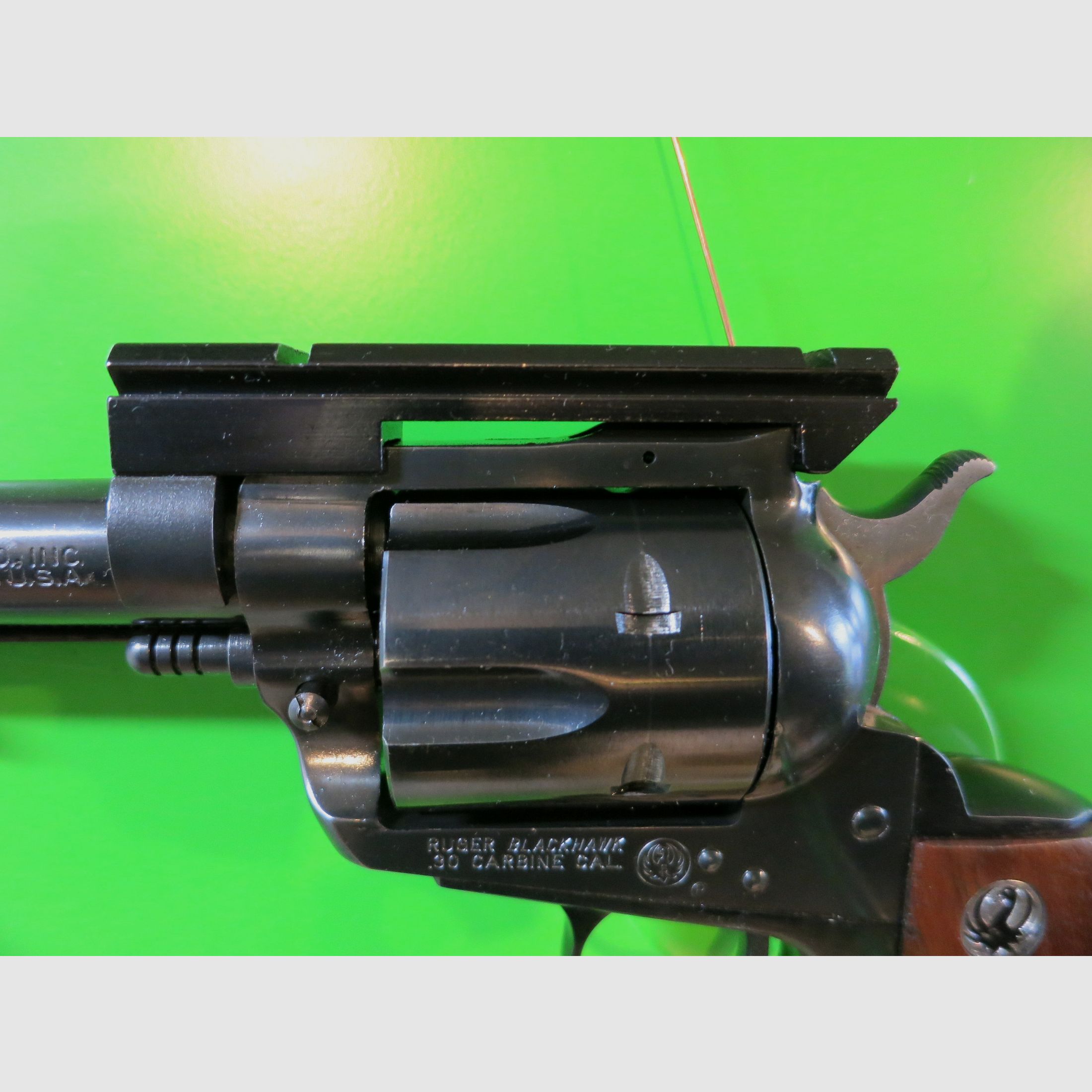 Revólver occidental, Sturm Ruger & Co., modelo Blackhawk, cañón de 7,5", .30 Carbine, riel Weaver #52-