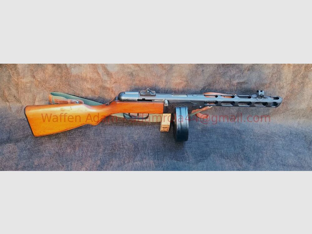 Fabbrica di armi Izhevsk modello PPSH 41 Shpagin